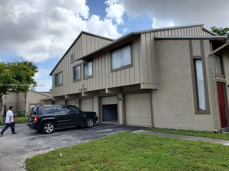 1st image of 5978 NW 21st St #55