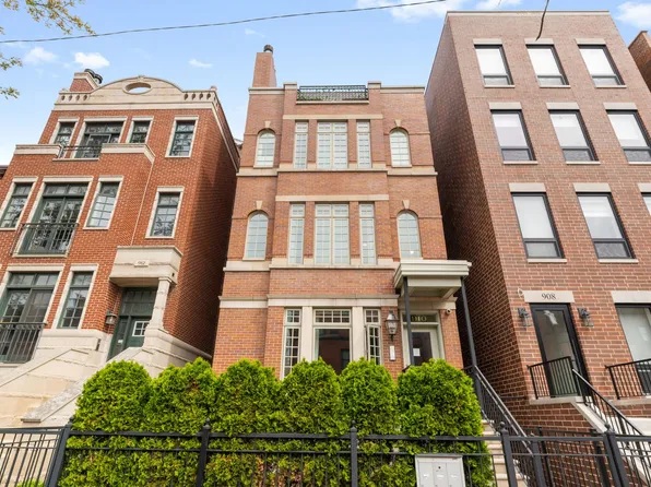 910 W Fullerton Ave #2, Chicago, IL 60614