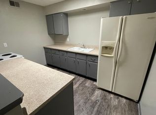 2450 Shaker Ct APT 5, Bettendorf, IA