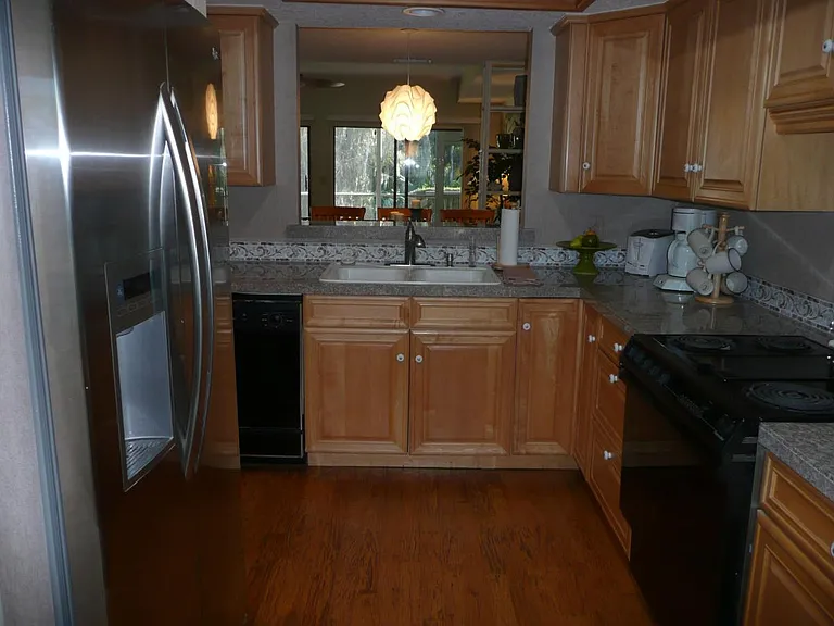 20 Players Club Villas Rd — Photo 5