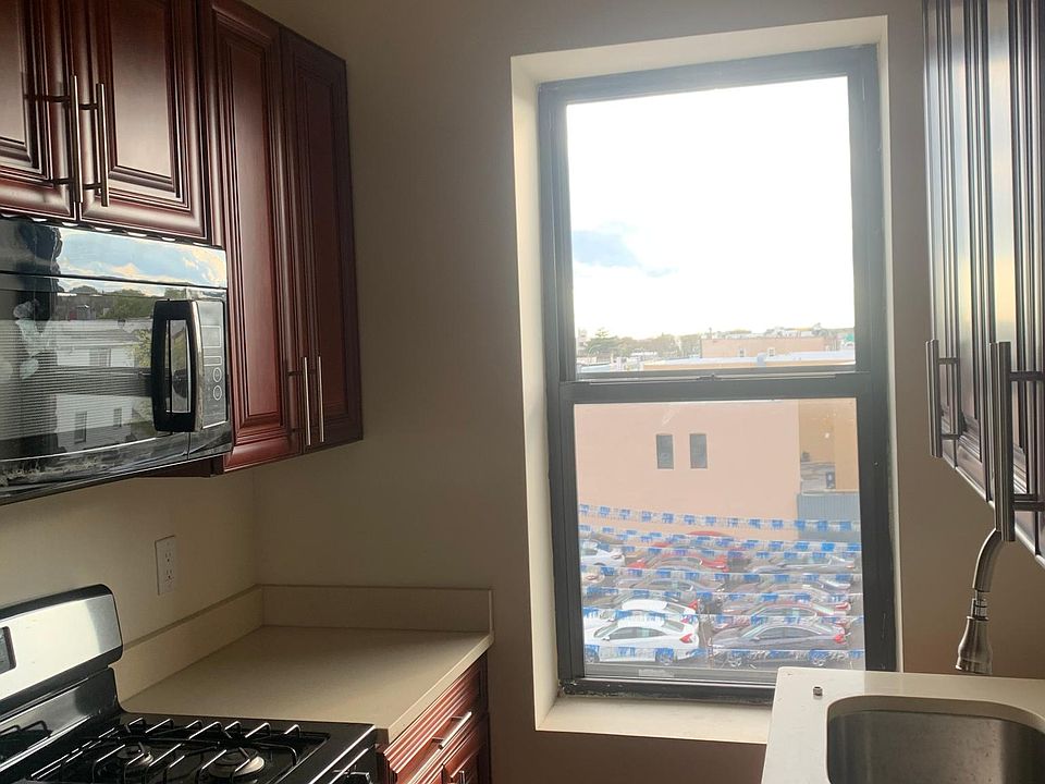 1st image of 14601 Hillside Ave #1C