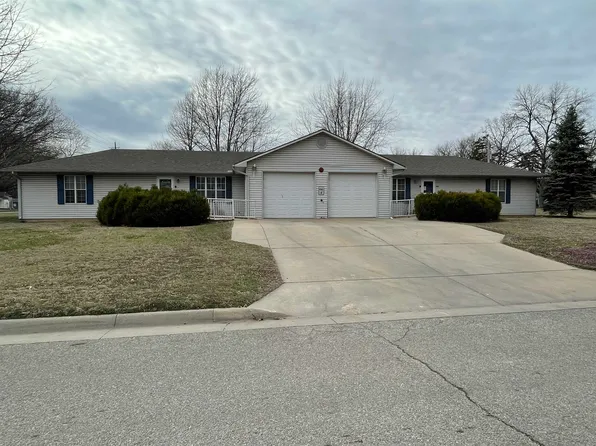 1819 Broadway St #1817, Winfield, KS 67156