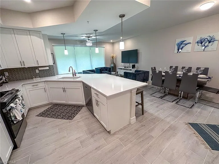220 Indies Dr E #101 — Photo 9