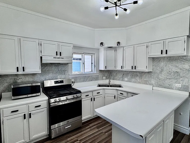 2047 N Lavergne Ave #1 — Photo 18