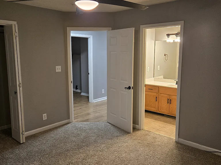 810 Buckhorn Dr — Photo 13