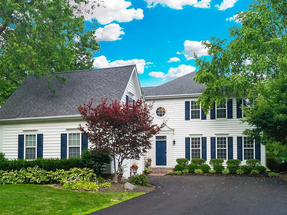 1st image of 4913 Meadway Dr