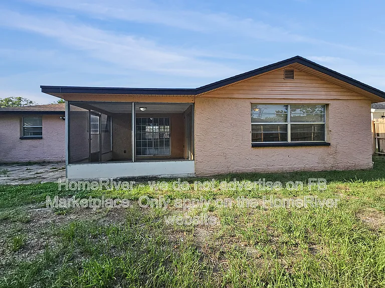 7832 Eugene Dr — Photo 17