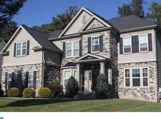 1724 Saint Johns Ct, Bensalem, PA 19020