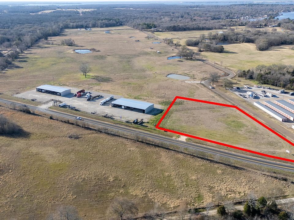 1st image of 8200 Clear Creek Rd