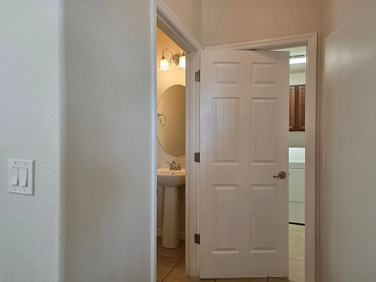4772 Silver Birch Way — Photo 23