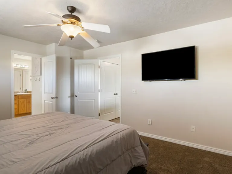 12238 S Madison View Dr — Photo 10