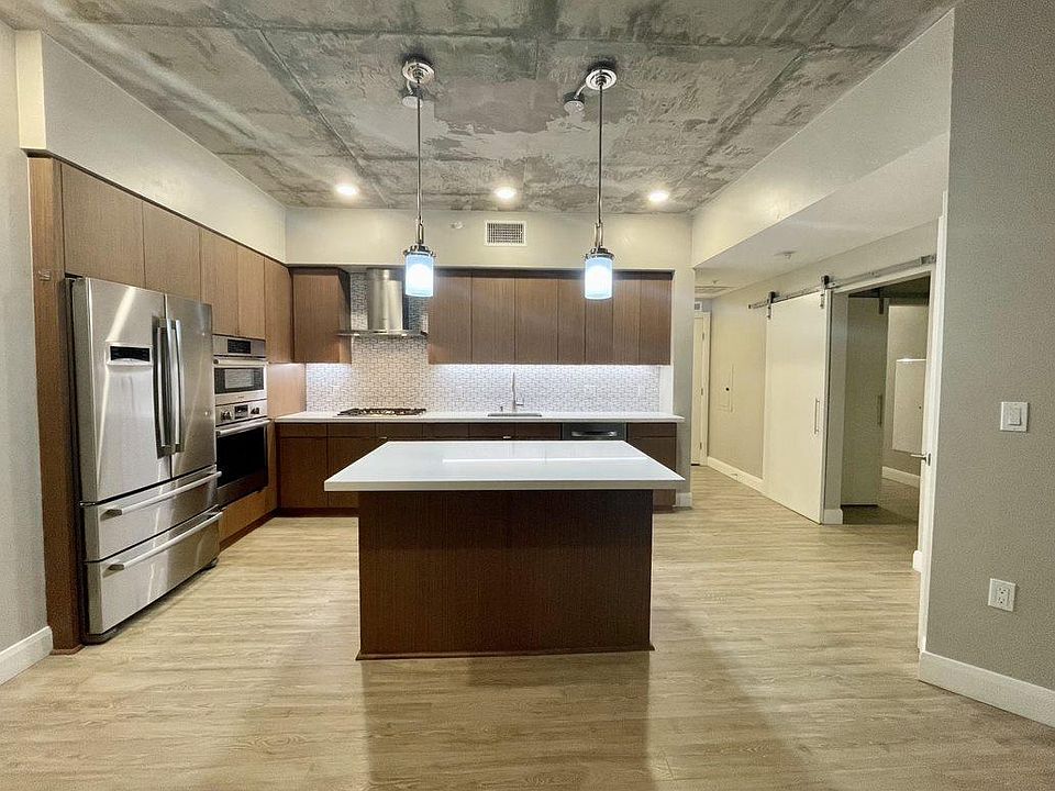 1st image of 605 W Date St #217