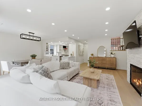 100 Arbors Ln #Townhouse 23, Vaughan, ON L4L 7G4