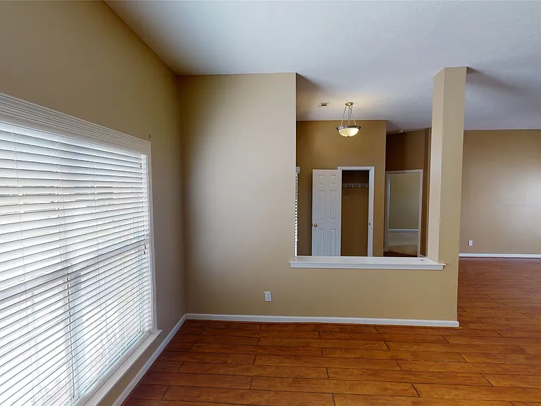 615 Castlebrook Dr — Photo 19