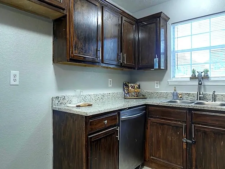 2914 Van Horn Ave #2914 — Photo 16
