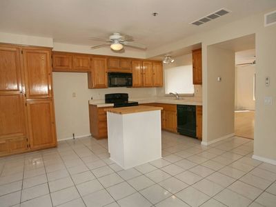 25885 Trabuco Rd APT 116, Lake Forest, CA, 92630