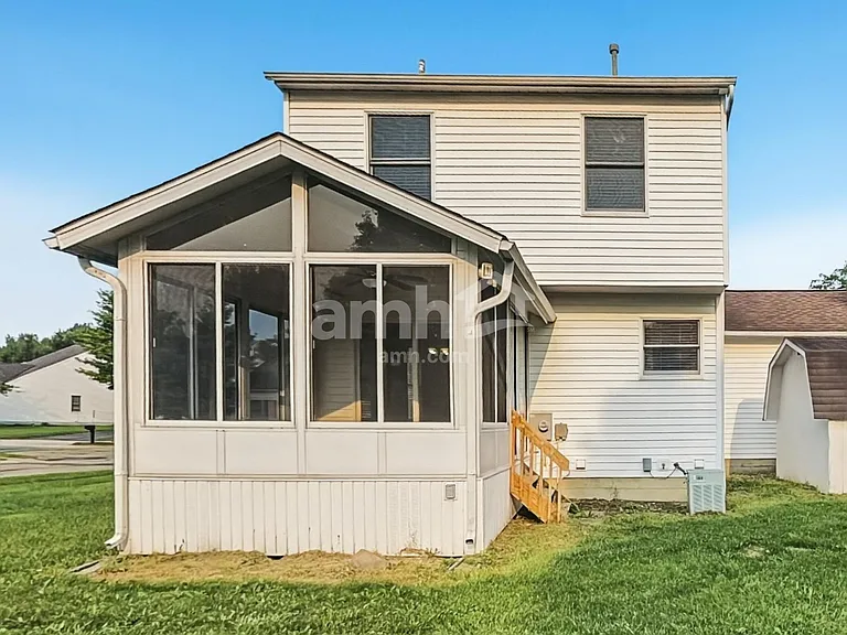 825 Whitehead Dr — Photo 16