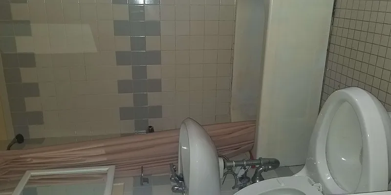 Rented by Paragon Real Estate Corporation | media 8