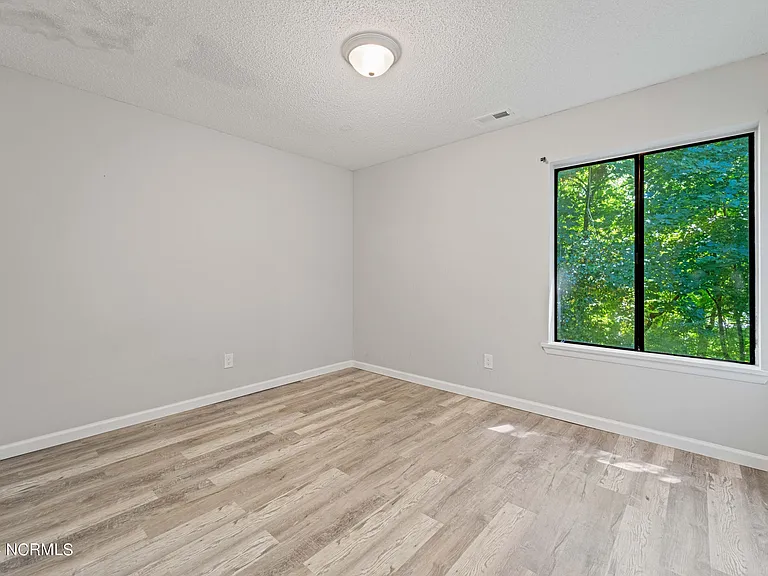 18 S Onsville Pl — Photo 13