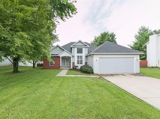 3232 Cloverridge Ln, Shiloh, IL 62221