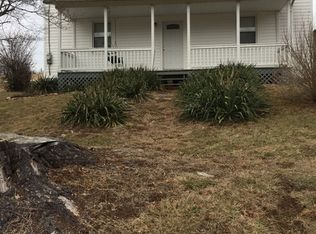 1229 Roberson Mill Rd SE, Floyd, VA 24091