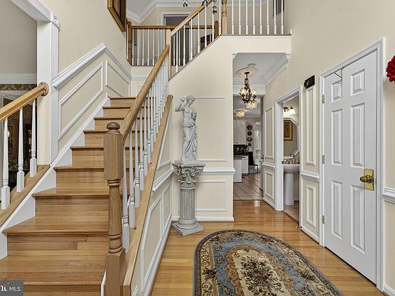 4th image of 47435 Courtney Ln