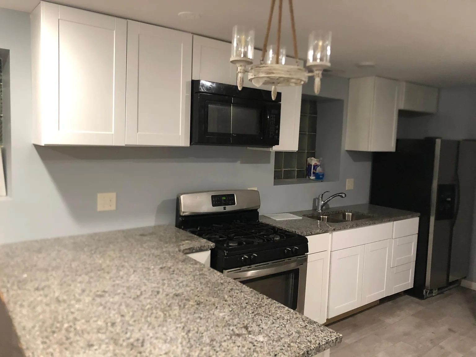 2 bed, $1,350 — Photo 1