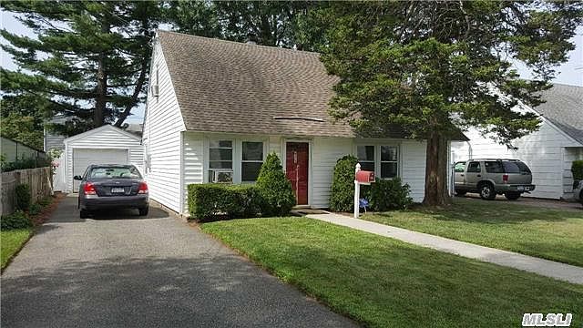 1st image of 811 Merillon Ave