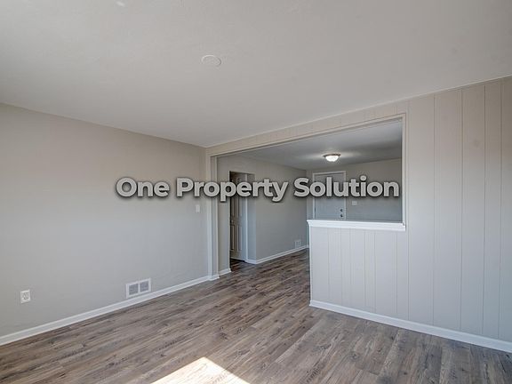 4th image of 5284 Broadway St #2H