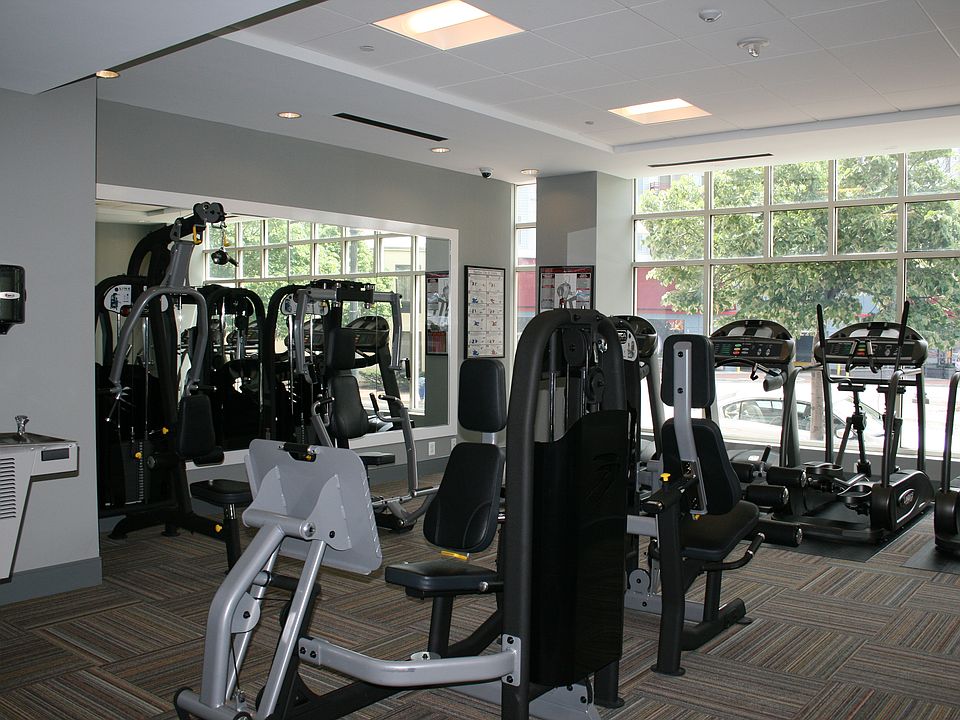24 Health Club