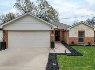 1418 Owega Ave, Dallas, TX 75216