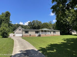 258 Old Tacora Hills Rd, Clinton, TN 37716