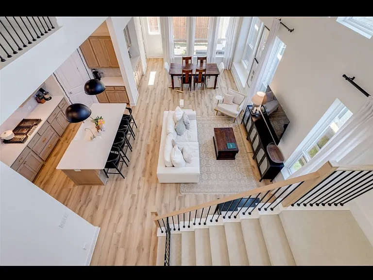 1513 Waxwing Pl — Photo 10