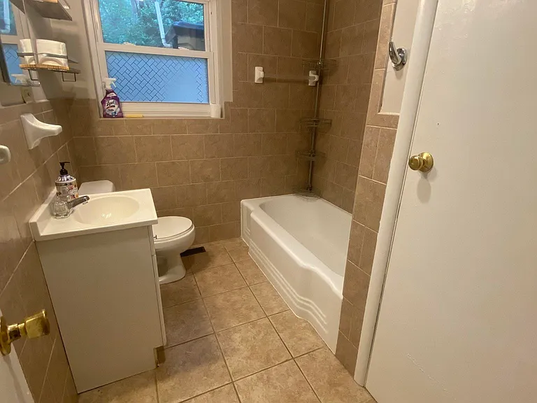 1504 Sunset Ln — Photo 12