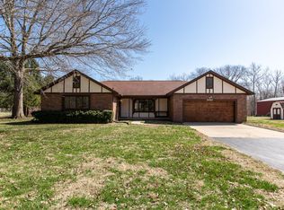 2520 Eidmann Rd, Belleville, IL 62221
