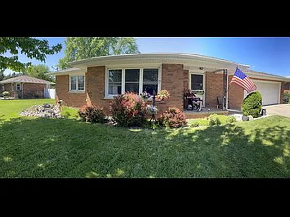 1606 Sharon Rd, Streator, IL 61364