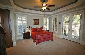 1st image of 550 Wisteria Cir