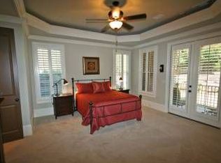 550 Wisteria Cir, Roswell, GA 30076