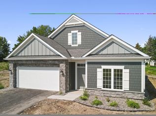 8001 Xyloid Ln, Hamel, MN 55340