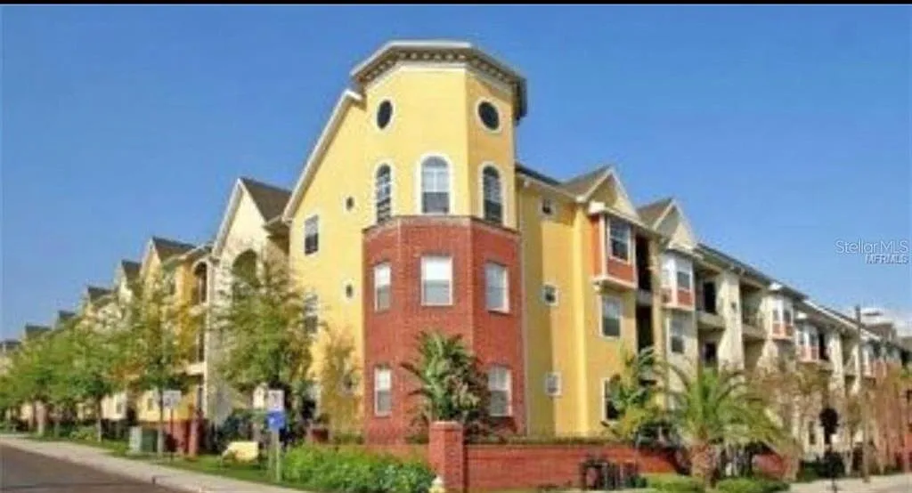 2 bed, 2.0 bath, 1152 sqft, $2,195 — Photo 1