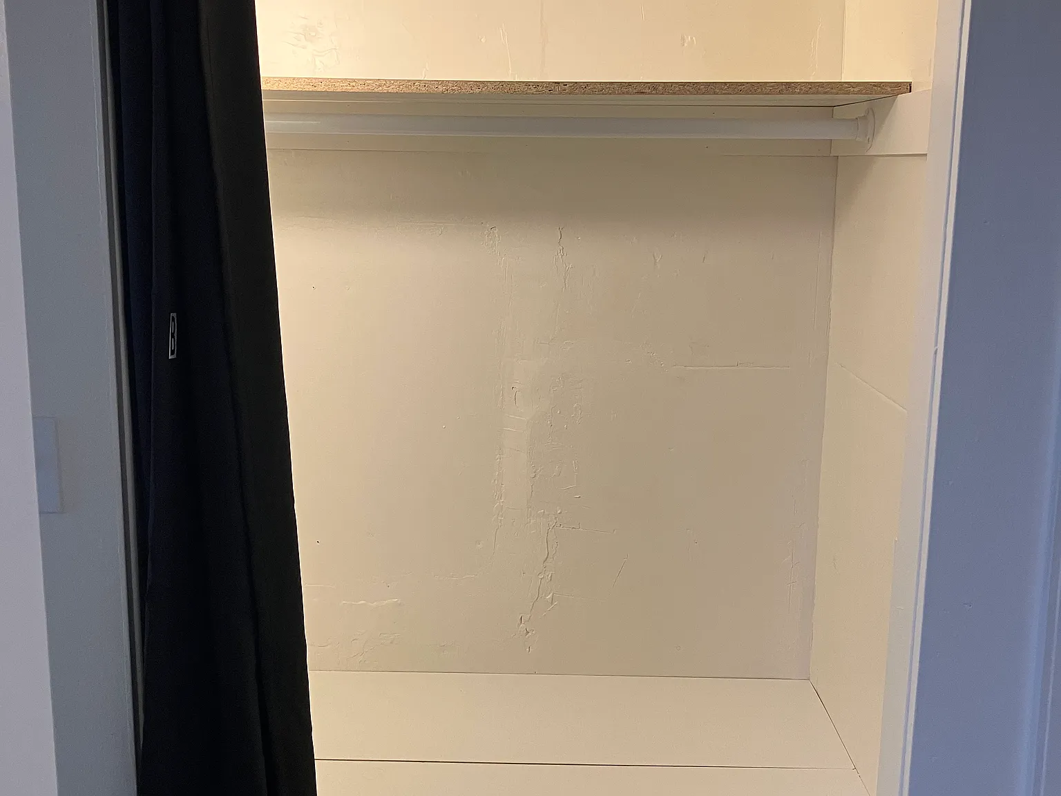 3 bed, 1000 sqft, $520 — Photo 3