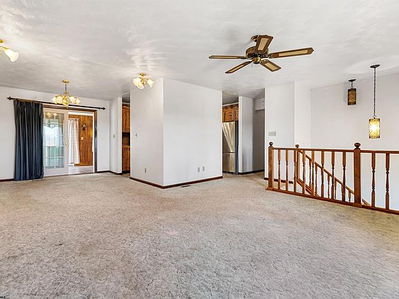 5th image of 3339 Fairmont Ave