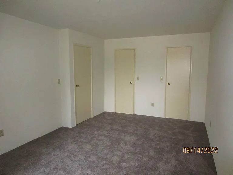 N111W15782 Vienna Ct #15 — Photo 14