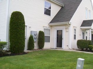 2501A Bluegrass Dr, Mount Laurel, NJ 08054