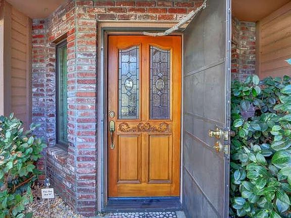 3rd image of 7560 Wynndel Way