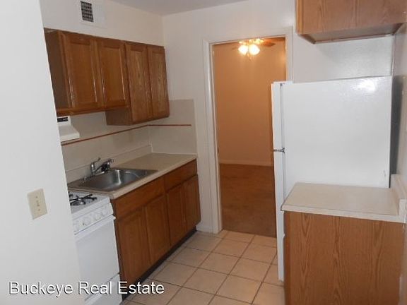 5th image of 367 W 6th Ave #B2