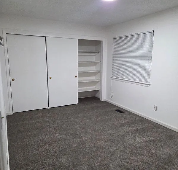 10722 W Berry Ave — Photo 18