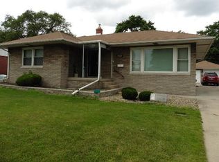 7620 Woodmar Ave, Hammond, IN 46323