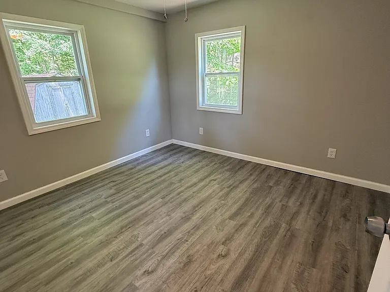 148 W Old State Rd — Photo 13