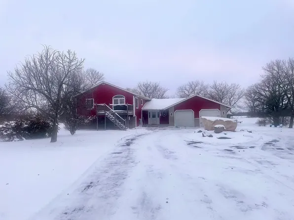 8618 72nd St SE, Clear Lake, MN 55319